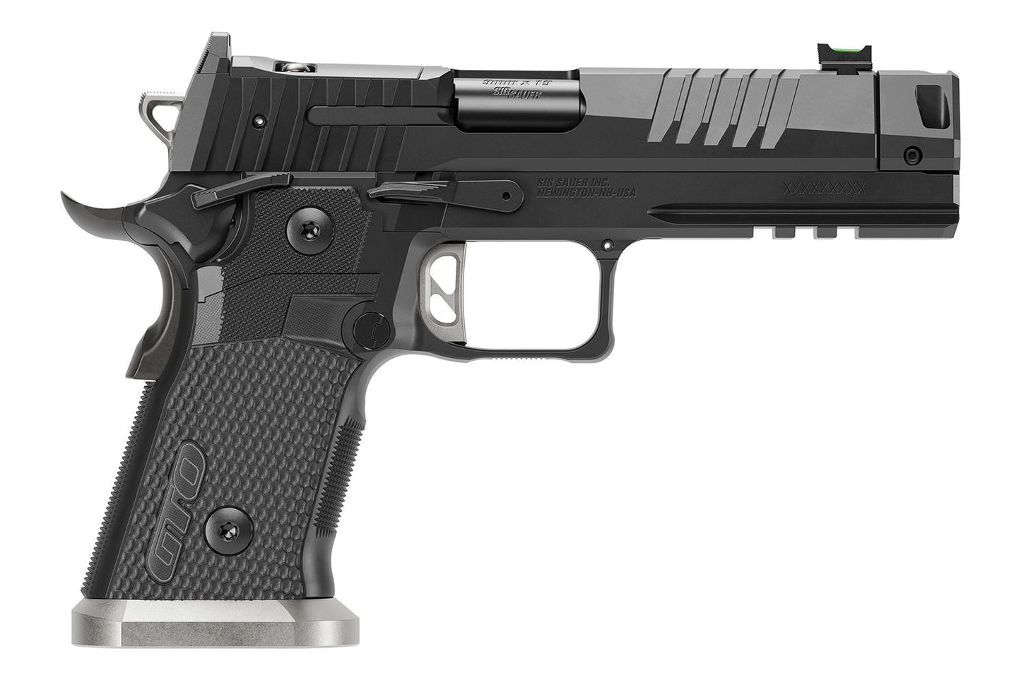 SIG Sauer P211-GTO 9mm Sportpistole in Schwarz, linke Seitenansicht vor weissem Hintergrund