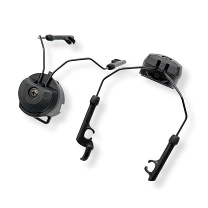 3M Peltor P3ADG47-F SV/2 ARC-Rail-Helmadapter, Paar, Vorderansicht mit Kapselhaltern und Schienenclips