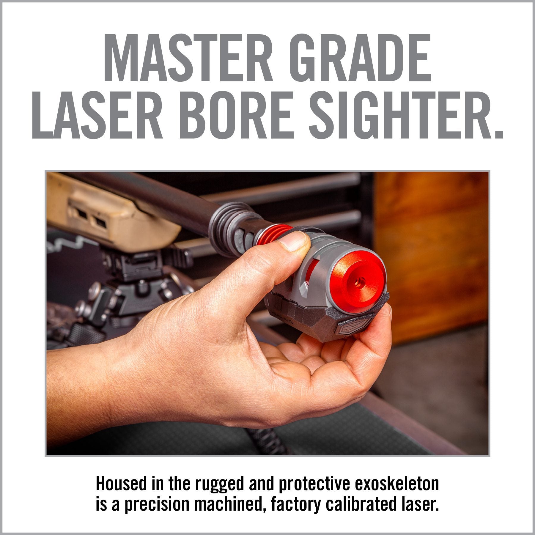 Real Avid Viz-Max Bore Sighter: Detailaufnahme 2x AAA Batteriefach mit 30-Min-Auto-Off