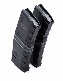 HERA Arms H1CF GEN.3 QUATTRO Coupler Set: gekoppelte 10-Schuss-Magazine vor weißem Hintergrund