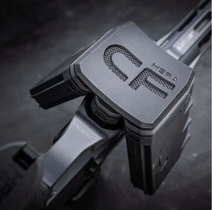 HERA Arms H1CF GEN.3 TRIO Coupler Set: Nahaufnahme des CF-Kopplerbodens am Magazinschacht