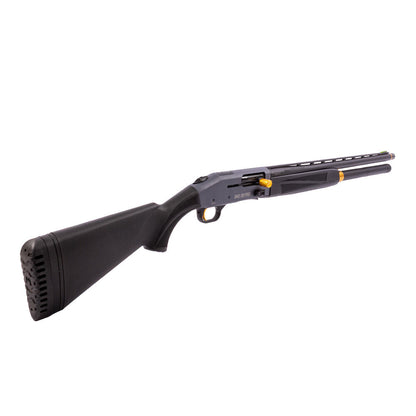 Mossberg 940 JM Pro 24 Zoll Black Optic Ready, Ansicht von hinten über den Synthetikschaft mit Gummischaftkappe