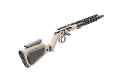 HERA H6K Repetiergewehr GEN2: Schrägansicht von hinten über den Schaft, Sandfarben