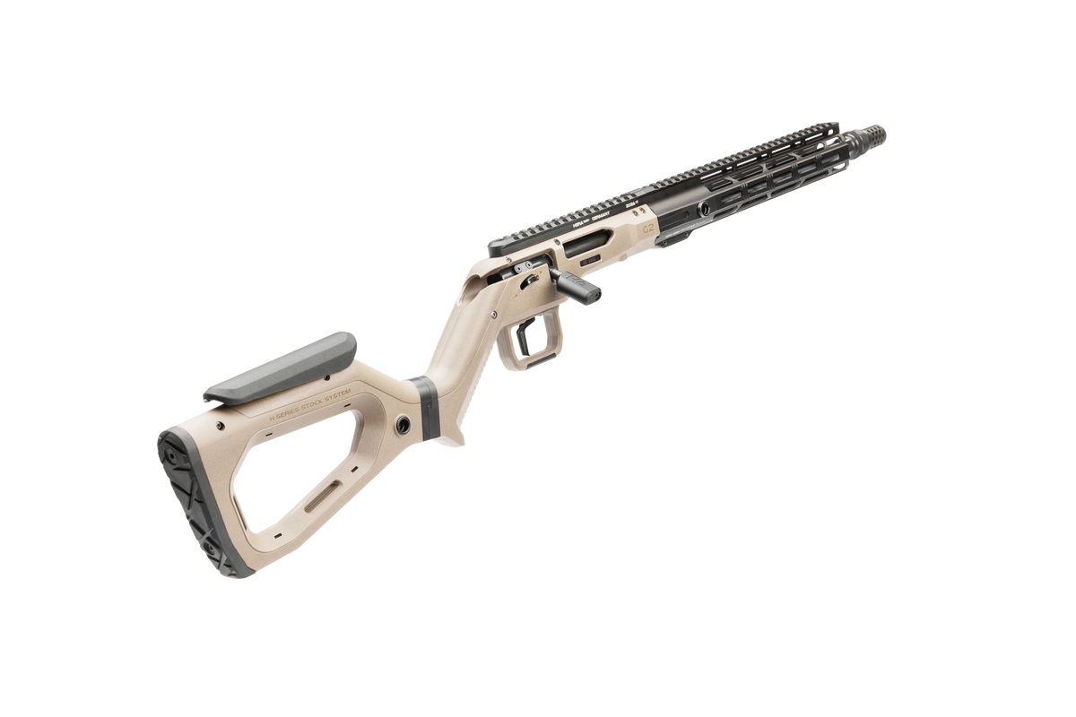 HERA H6K Repetiergewehr GEN2: Schrägansicht von hinten auf Handschutz und Lauf, Sandfarben