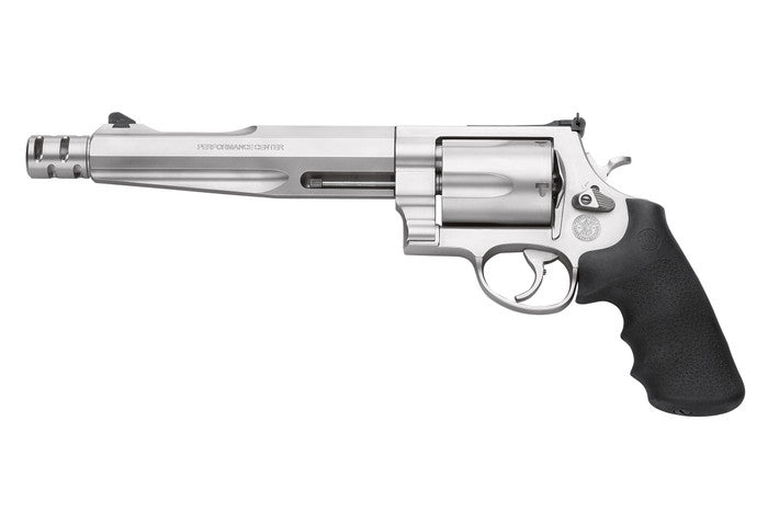 Smith & Wesson Revolver 500 Hunter in Edelstahl mit Performance-Center-Gravur, linke Seitenansicht mit Kompensator und schwarzen Synthetik-Griffschalen