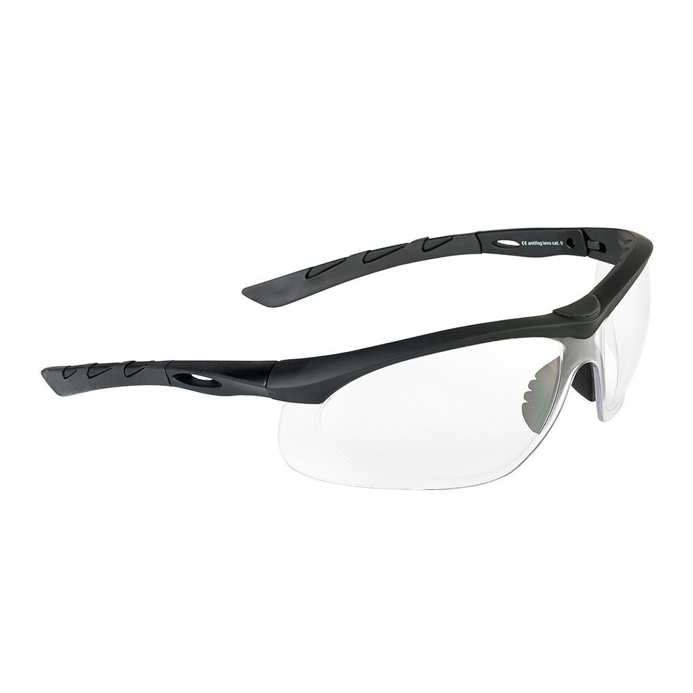 Swiss Eye Lancer mit klarer Scheibe und flachen schwarzen Bügeln in schräger Ansicht