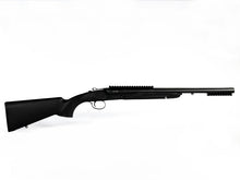 churchill 512 hd defense flinte kaliber 12 76 mit schwarzem kunststoffschaft und picatinny schiene in seitenansicht