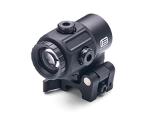 EOTECH G43.STS Magnifier in Schwarz, linke Seitenansicht vor weißem Hintergrund