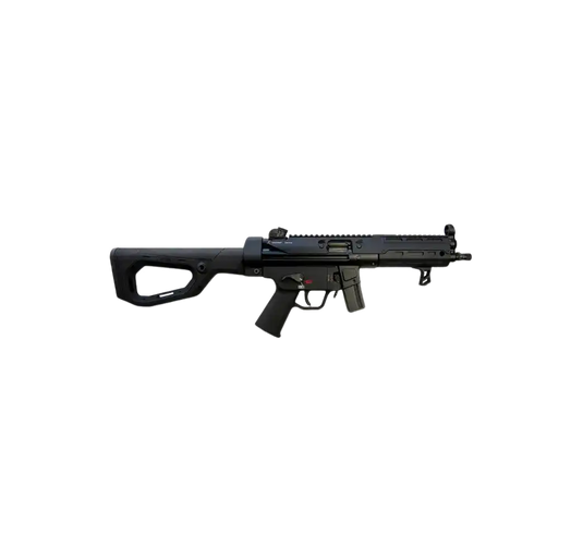 HK SLK SP5 Sport 9 mm halbautomatischer Sportkarabiner Seitenansicht rechts auf weißem Hintergrund