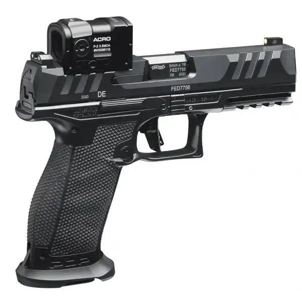 Walther PDP Full Size 4,5 Professional Acro Sport und Dienstpistole mit Zubehörschiene und Rotpunktvisier, schräge Gesamtansicht