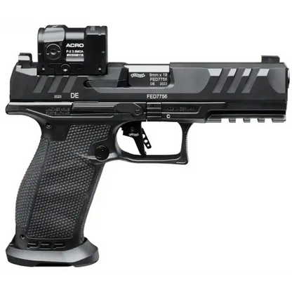 Walther PDP Full Size 4,5 Professional Acro mit montiertem Acro Rotpunktvisier, rechte Seitenansicht auf weißem Hintergrund